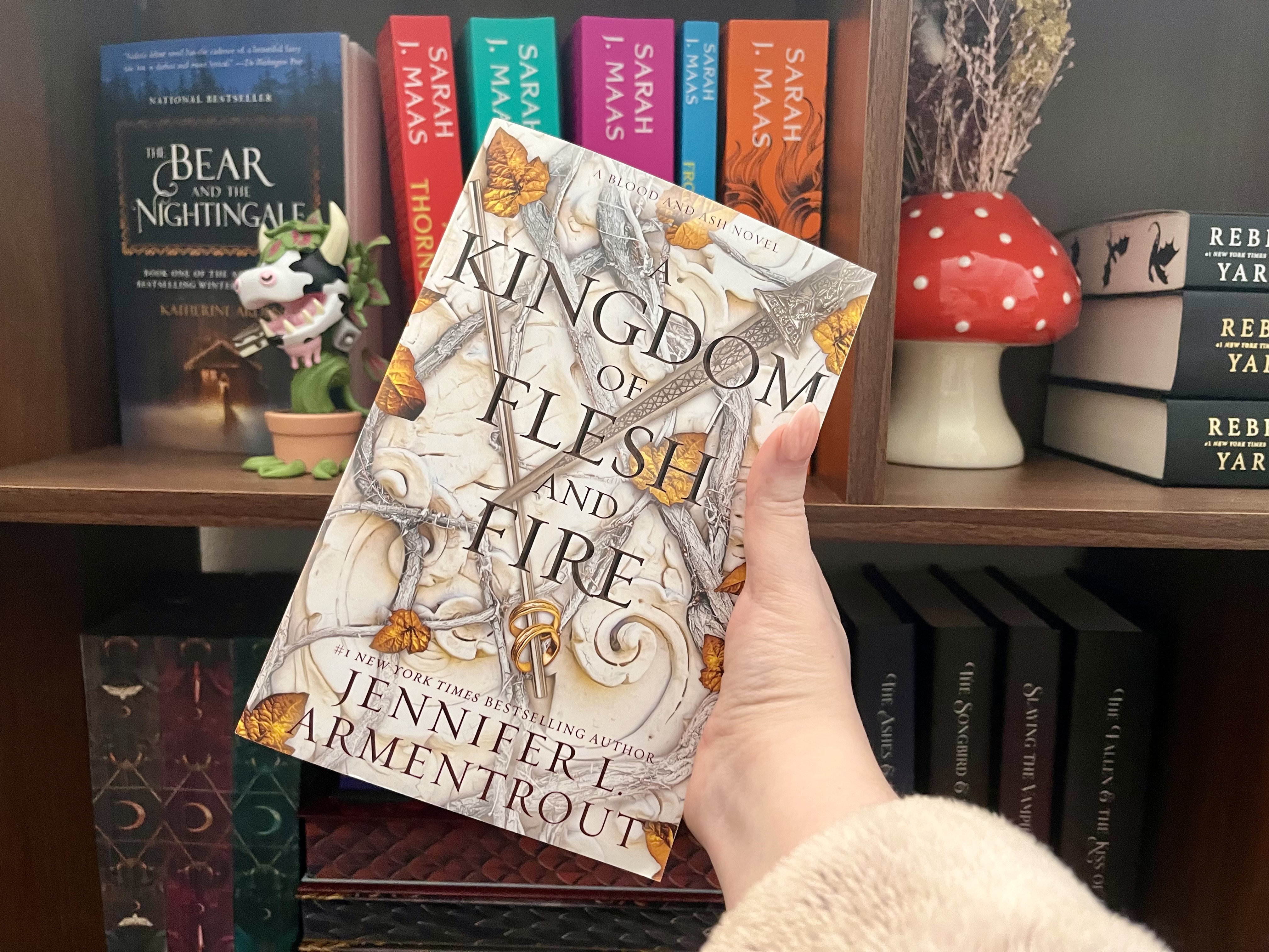 Review: Kingdom of Flesh and Fire By Jennifer L. Armentrout
